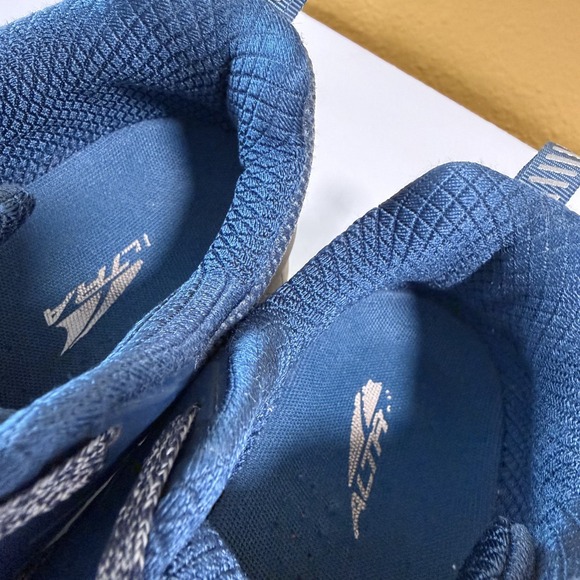 Altra Timp 3 Trail Running Shoes Womens Size 8 Blue Athletic Hiking AL0A4VRB442 - Picture 6 of 12